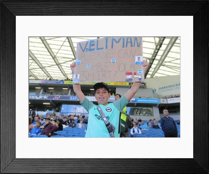 Framed Print : Intense Premier League Showdown: Brighton & Hove Albion vs. Southampton (24APR22) Framed Print : Intense Premier League Showdown: Brighton & Hove Albion vs. Southampton (24APR22)