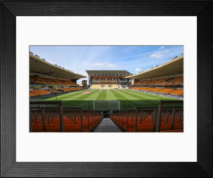 Framed Print : Premier League Battle: Wolverhampton Wanderers vs Brighton and Hove Albion (30APR22) Framed Print : Premier League Battle: Wolverhampton Wanderers vs Brighton and Hove Albion (30APR22)