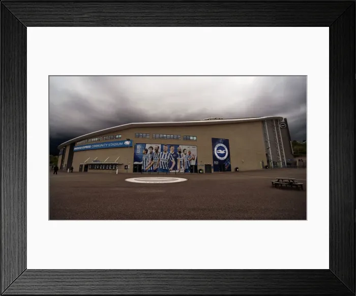 Framed Print : Intense Premier League Showdown: Brighton & Hove Albion vs Manchester United (7 May 2022) Framed Print : Intense Premier League Showdown: Brighton & Hove Albion vs Manchester United (7 May 2022)