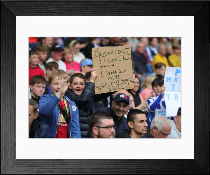 Framed Print : Intense Premier League Showdown: Brighton & Hove Albion vs Manchester United (7 May 2022) Framed Print : Intense Premier League Showdown: Brighton & Hove Albion vs Manchester United (7 May 2022)