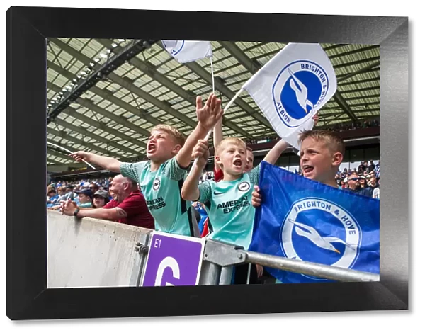 Brighton and Hove Albion vs. West Ham United: Intense Premier League Clash at American Express Community Stadium (22May22)