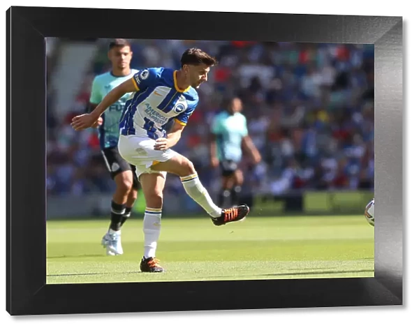 2022 / 23 Premier League: Thrilling Clash between Brighton & Hove Albion and Newcastle United at American Express Community Stadium