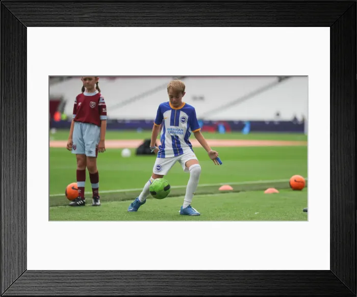 Framed Print : Intense Premier League Clash: West Ham United vs. Brighton and Hove Albion (21st August 2022)