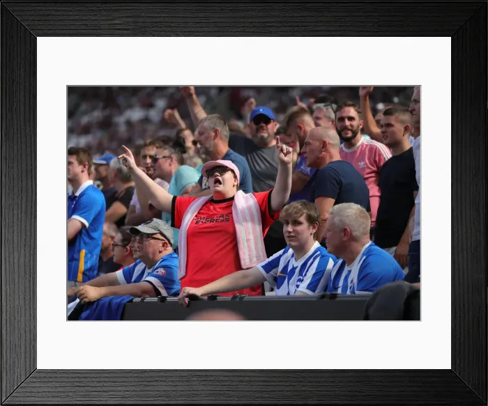Framed Print : Intense Premier League Clash: West Ham United vs. Brighton and Hove Albion (21st August 2022) Framed Print : Intense Premier League Clash: West Ham United vs. Brighton and Hove Albion (21st August 2022)