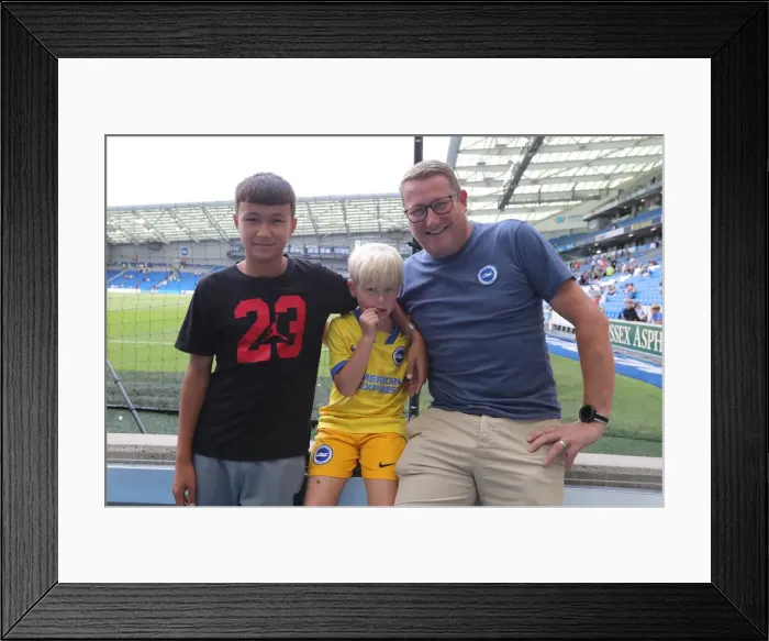 Framed Print : Premier League Showdown: Brighton & Hove Albion vs Leeds United (27 / 08 / 22) Framed Print : Premier League Showdown: Brighton & Hove Albion vs Leeds United (27 / 08 / 22)