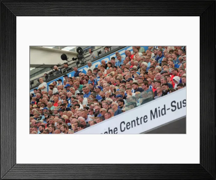 Framed Print : Premier League Showdown: Brighton & Hove Albion vs Leeds United (27 / 08 / 22) Framed Print : Premier League Showdown: Brighton & Hove Albion vs Leeds United (27 / 08 / 22)
