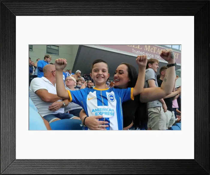 Framed Print : Brighton vs Leeds United: 2022 / 23 Premier League Battle at American Express Community Stadium Framed Print : Brighton vs Leeds United: 2022 / 23 Premier League Battle at American Express Community Stadium