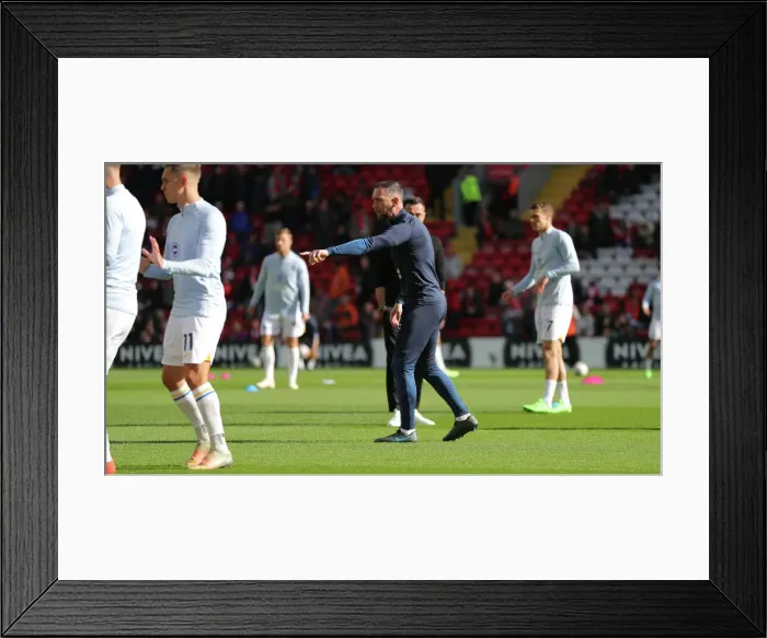 Framed Print : Intense Premier League Showdown: Liverpool vs. Brighton and Hove Albion (1st October 2022) Framed Print : Intense Premier League Showdown: Liverpool vs. Brighton and Hove Albion (1st October 2022)