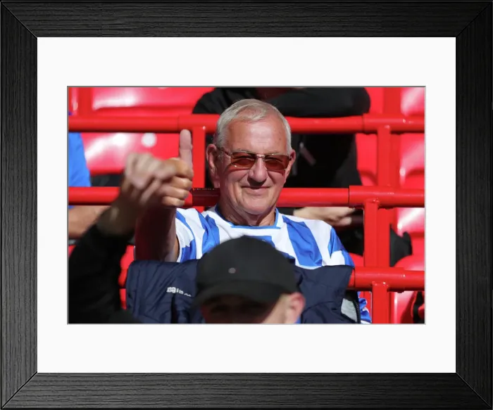 Framed Print : Intense Premier League Showdown: Liverpool vs. Brighton & Hove Albion at Anfield (1st October 2022) Framed Print : Intense Premier League Showdown: Liverpool vs. Brighton & Hove Albion at Anfield (1st October 2022)