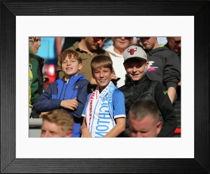 Framed Print : Intense Premier League Showdown: Liverpool vs. Brighton & Hove Albion at Anfield (1st October 2022) Framed Print : Intense Premier League Showdown: Liverpool vs. Brighton & Hove Albion at Anfield (1st October 2022)