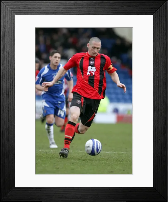 Framed Print : Brighton & Hove Albion 2009-10 Away Season at Oldham Athletic Framed Print : Brighton & Hove Albion 2009-10 Away Season at Oldham Athletic