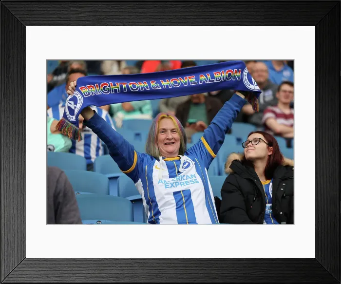 Framed Print : Intense Premier League Showdown: Brighton & Hove Albion vs. Chelsea (29.11.22)