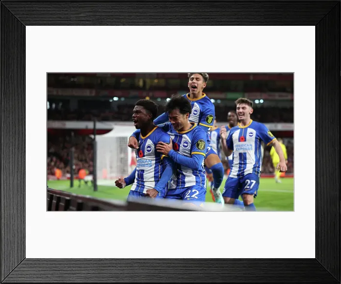 Framed Print : Carabao Cup Clash: Arsenal vs. Brighton & Hove Albion at Emirates Stadium (09NOV22)