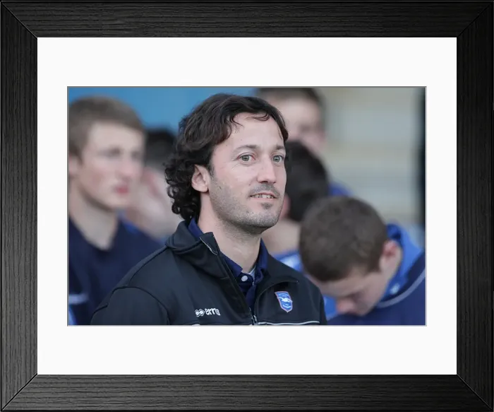 Framed Print : Mauricio Taricco of Brighton & Hove Albion FC Framed Print : Mauricio Taricco of Brighton & Hove Albion FC