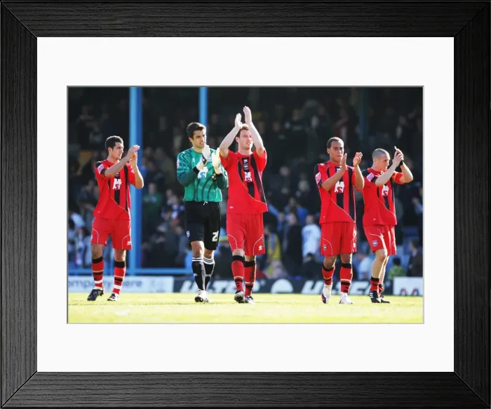Framed Print : Brighton & Hove Albion Away Games at Southend United: 2009-10 Season Framed Print : Brighton & Hove Albion Away Games at Southend United: 2009-10 Season