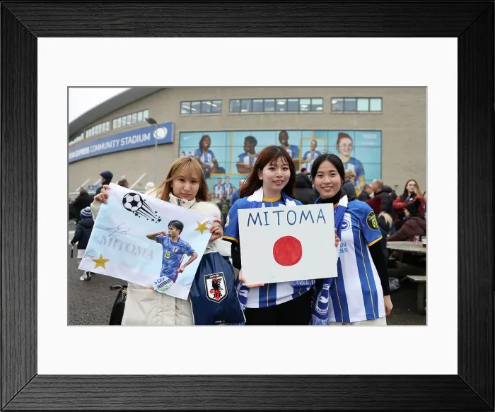 Framed Print : Intense Premier League Clash: Brighton & Hove Albion vs. Fulham (18FEB23) Framed Print : Intense Premier League Clash: Brighton & Hove Albion vs. Fulham (18FEB23)
