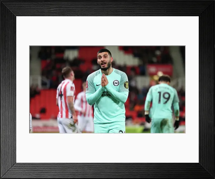 Framed Print : Intense FA Cup Fifth Round Clash: Stoke City vs. Brighton and Hove Albion (28FEB23)