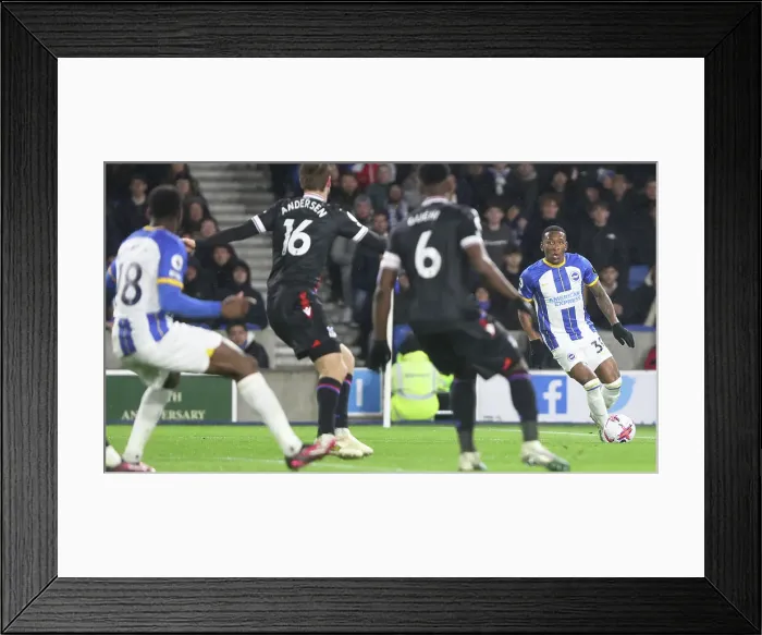 Framed Print : Determined Pervis Estupinan: Chasing Opportunities in the Premier League Clash between Brighton & Hove Albion and Crystal Palace (March 2023)