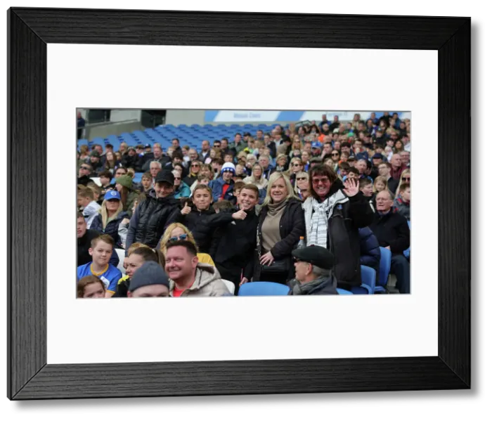 Framed Print : Brighton & Hove Albion FC: Open Training at American Express Community Stadium - 11 April 2023 Framed Print : Brighton & Hove Albion FC: Open Training at American Express Community Stadium - 11 April 2023