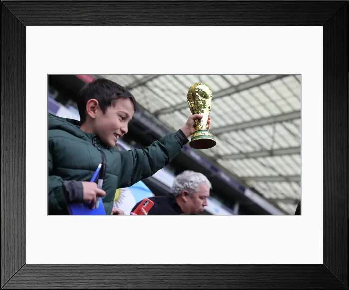Framed Print : Brighton & Hove Albion FC: Open Training at American Express Community Stadium - 11 April 2023 Framed Print : Brighton & Hove Albion FC: Open Training at American Express Community Stadium - 11 April 2023