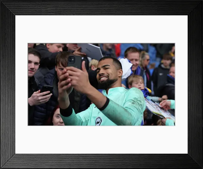 Framed Print : Open Training Session at American Express Community Stadium: Brighton & Hove Albion FC, 11th April 2023 Framed Print : Open Training Session at American Express Community Stadium: Brighton & Hove Albion FC, 11th April 2023