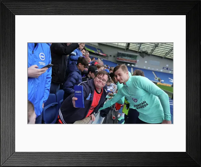 Framed Print : Brighton & Hove Albion FC: Open Training Session at American Express Community Stadium (11APR23) Framed Print : Brighton & Hove Albion FC: Open Training Session at American Express Community Stadium (11APR23)