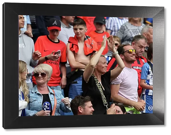 Intense Moment on the Field: Brighton & Hove Albion vs Southampton (21MAY23)