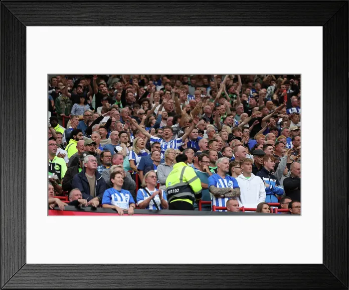 Framed Print : Intense Premier League Clash: Manchester United vs. Brighton and Hove Albion (16SEP23) Framed Print : Intense Premier League Clash: Manchester United vs. Brighton and Hove Albion (16SEP23)