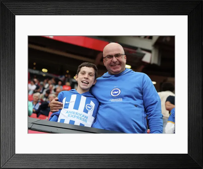 Framed Print : Intense Premier League Showdown: Manchester United vs. Brighton & Hove Albion (16SEP23) Framed Print : Intense Premier League Showdown: Manchester United vs. Brighton & Hove Albion (16SEP23)