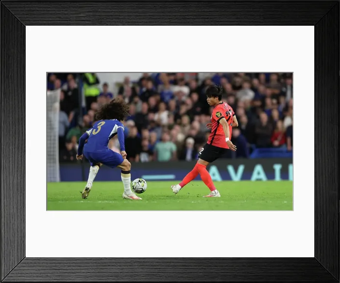 Framed Print : Intense Carabao Cup Clash: Chelsea vs. Brighton and Hove Albion at Stamford Bridge (September 27, 2023) Framed Print : Intense Carabao Cup Clash: Chelsea vs. Brighton and Hove Albion at Stamford Bridge (September 27, 2023)