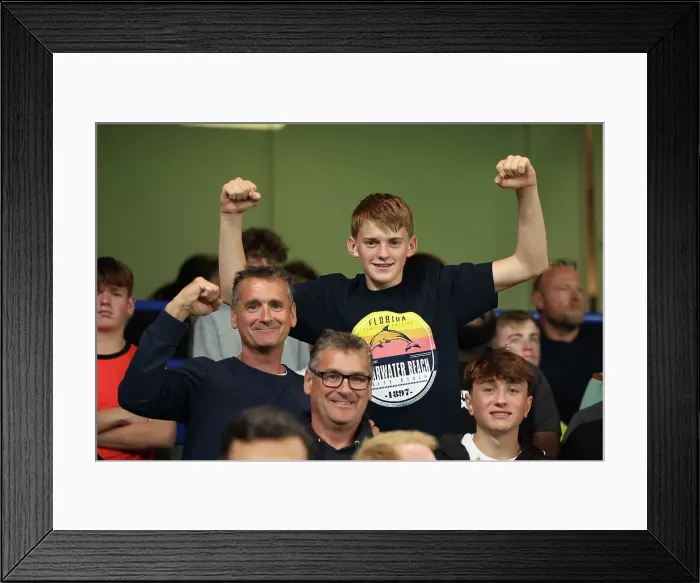 Framed Print : Carabao Cup Showdown: Chelsea vs. Brighton & Hove Albion at Stamford Bridge (Sept. 27, 2023) Framed Print : Carabao Cup Showdown: Chelsea vs. Brighton & Hove Albion at Stamford Bridge (Sept. 27, 2023)