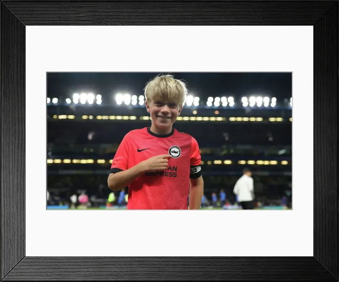 Framed Print : Carabao Cup Showdown: Chelsea vs. Brighton and Hove Albion at Stamford Bridge (September 27, 2023) Framed Print : Carabao Cup Showdown: Chelsea vs. Brighton and Hove Albion at Stamford Bridge (September 27, 2023)