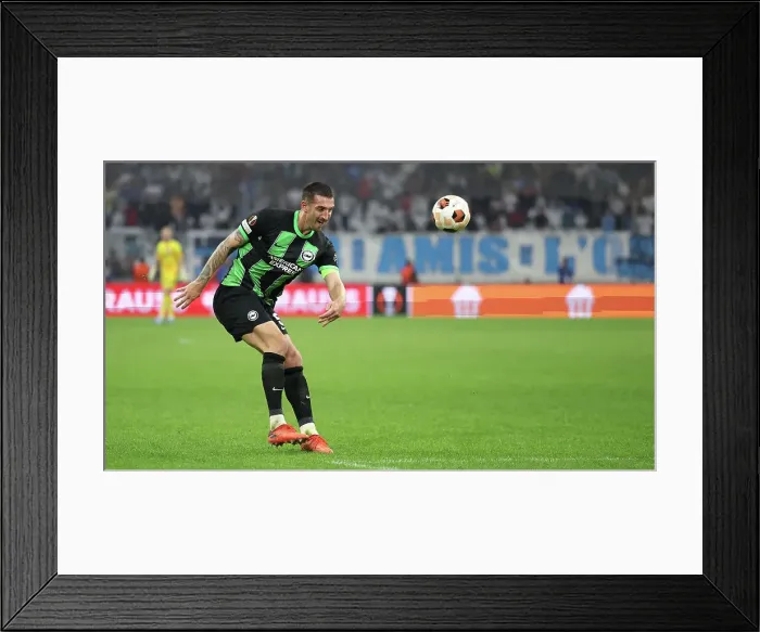Framed Print : Marseille vs. Brighton: Europa League Showdown at Velodrome Stadium (05OCT23) Framed Print : Marseille vs. Brighton: Europa League Showdown at Velodrome Stadium (05OCT23)
