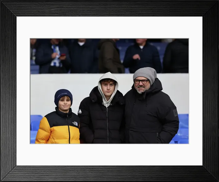 Framed Print : Intense Battle: Everton vs. Brighton and Hove Albion at Goodison Park (Premier League, 04NOV23) Framed Print : Intense Battle: Everton vs. Brighton and Hove Albion at Goodison Park (Premier League, 04NOV23)