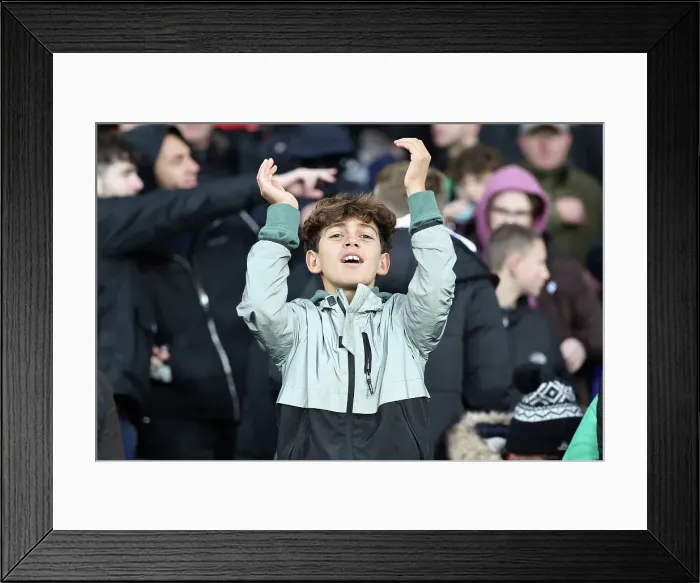 Framed Print : Intense Premier League Showdown: Everton vs. Brighton & Hove Albion (21 Oct. 2023) Framed Print : Intense Premier League Showdown: Everton vs. Brighton & Hove Albion (21 Oct. 2023)
