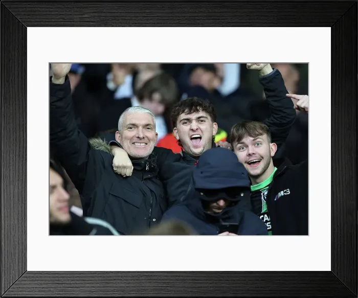 Framed Print : Everton vs. Brighton and Hove Albion: Intense Premier League Clash at Goodison Park (04NOV23) Framed Print : Everton vs. Brighton and Hove Albion: Intense Premier League Clash at Goodison Park (04NOV23)