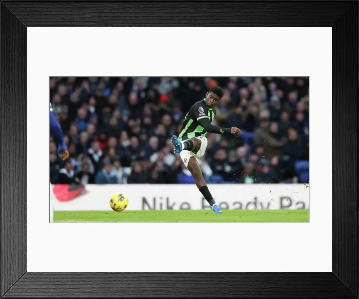 Framed Print : Decisive Moments: Chelsea vs. Brighton & Hove Albion at Stamford Bridge (03DEC23) Framed Print : Decisive Moments: Chelsea vs. Brighton & Hove Albion at Stamford Bridge (03DEC23)