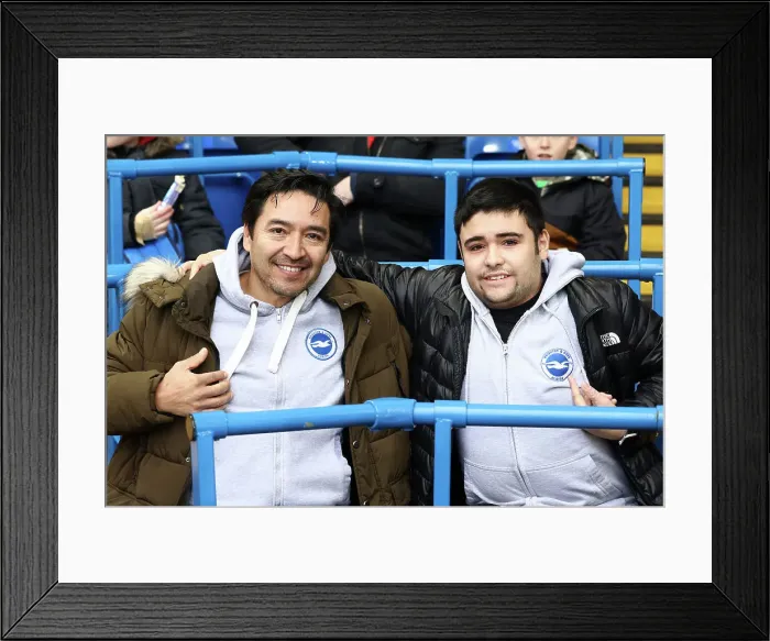 Framed Print : Decisive Moments: Chelsea vs. Brighton & Hove Albion at Stamford Bridge (03DEC23) Framed Print : Decisive Moments: Chelsea vs. Brighton & Hove Albion at Stamford Bridge (03DEC23)