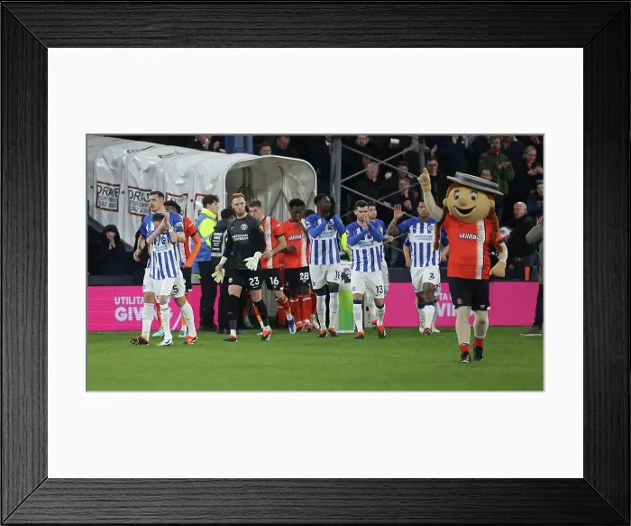 Framed Print : Luton Town v Brighton and Hove Albion Premier League 30JAN24 Framed Print : Luton Town v Brighton and Hove Albion Premier League 30JAN24