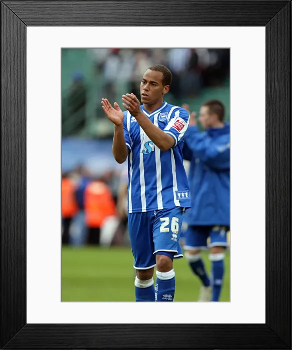 Framed Print : Brighton & Hove Albion: 2009-10 Home Games vs Yeovil Town Framed Print : Brighton & Hove Albion: 2009-10 Home Games vs Yeovil Town