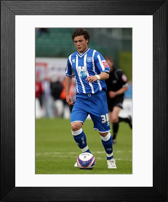 Framed Print : Brighton & Hove Albion: 2009-10 Home Matches vs Yeovil Town Framed Print : Brighton & Hove Albion: 2009-10 Home Matches vs Yeovil Town