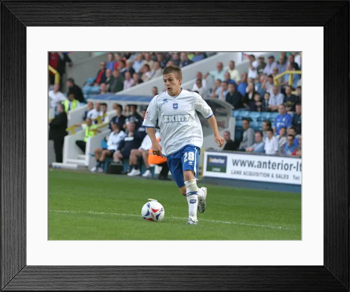 Framed Print : Dean Cox. on the attack Framed Print : Dean Cox. on the attack