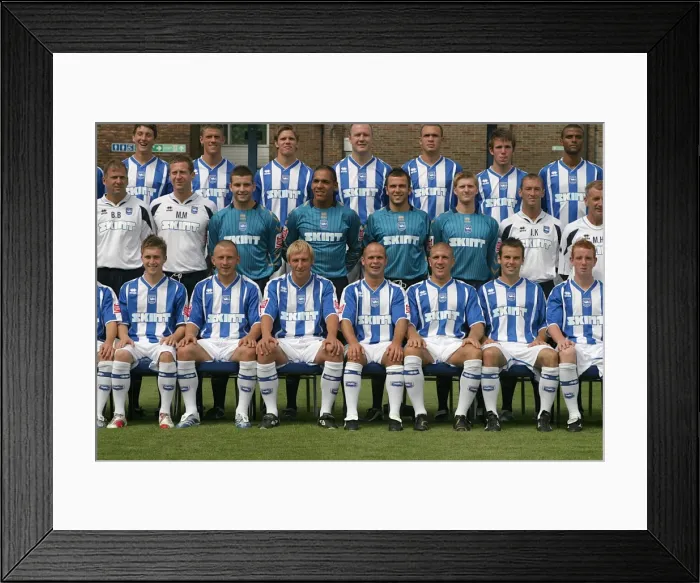 Framed Print : squad photo 2006-07 Framed Print : squad photo 2006-07
