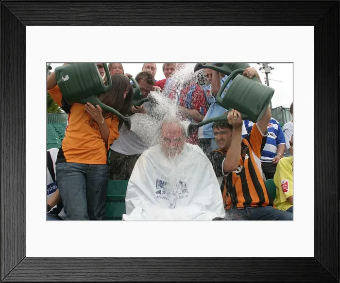 Framed Print : Des Lynam's Muddy Welcome: Withdean's Inadequate Supporter Facilities Framed Print : Des Lynam's Muddy Welcome: Withdean's Inadequate Supporter Facilities