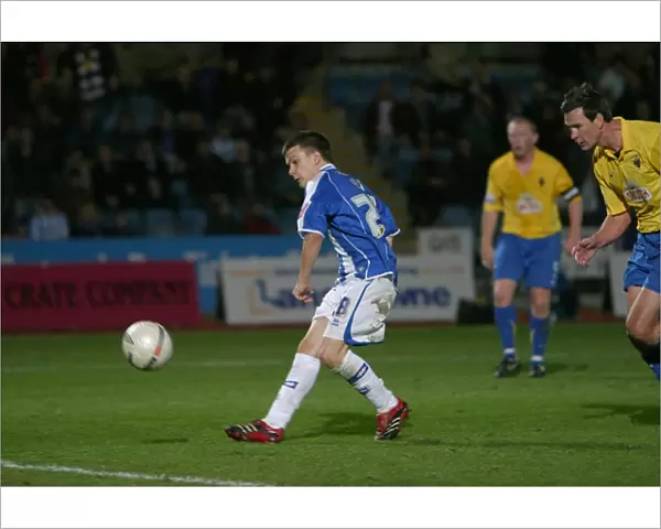 Dean Cox scores Albions eighth goal