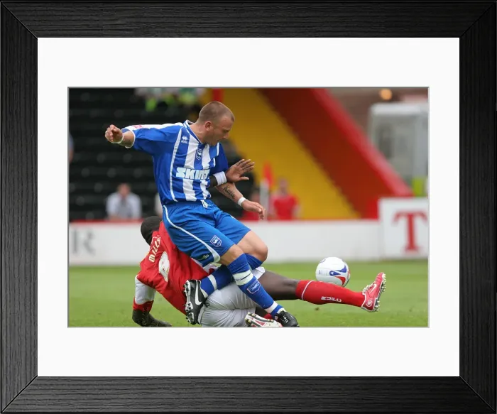 Framed Print : Gary Hart versus Rotherham Framed Print : Gary Hart versus Rotherham