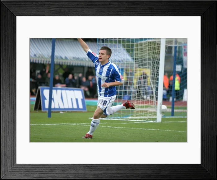 Framed Print : Dean Cox gets the first against Northwich Vics Framed Print : Dean Cox gets the first against Northwich Vics