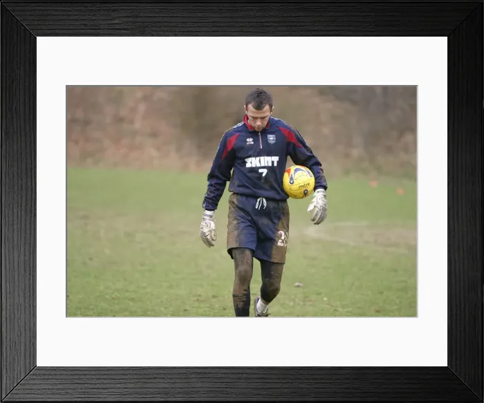 Framed Print : A muddy Wayne Henderson after training at Falmer Framed Print : A muddy Wayne Henderson after training at Falmer