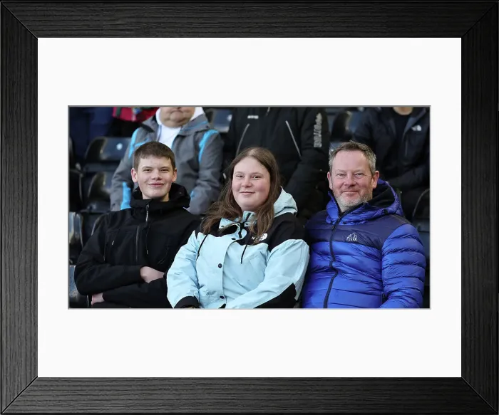 Framed Print : Fulham v Brighton and Hove Albion Premier League 02MAR24 Framed Print : Fulham v Brighton and Hove Albion Premier League 02MAR24