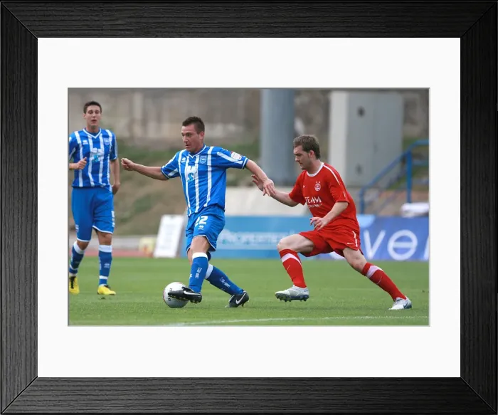 Framed Print : Brighton & Hove Albion vs Aberdeen: 2010-11 Pre-Season Friendly Framed Print : Brighton & Hove Albion vs Aberdeen: 2010-11 Pre-Season Friendly